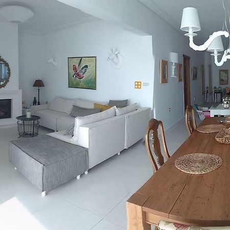 Loutraki Μοναδικής Θέσης Διαμέρισμα Στη Θάλασσα Eksteriør bilde